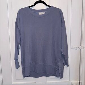 ✨no comment plus blue long sleeve side slit sweatshirt✨